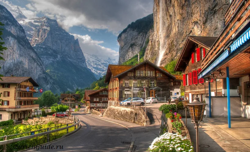 Chalets on the street of Lauterbrunnen village